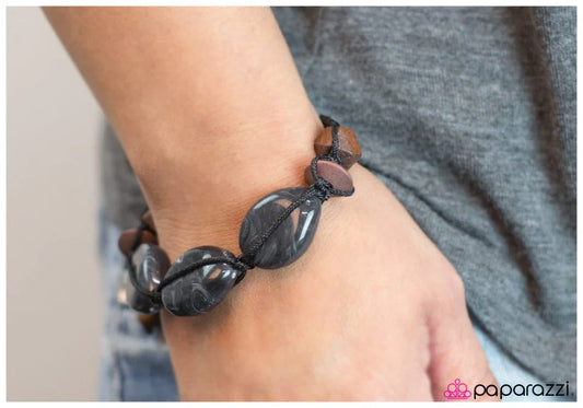 Paparazzi Bracelet ~ Smoothing Things Over - Black