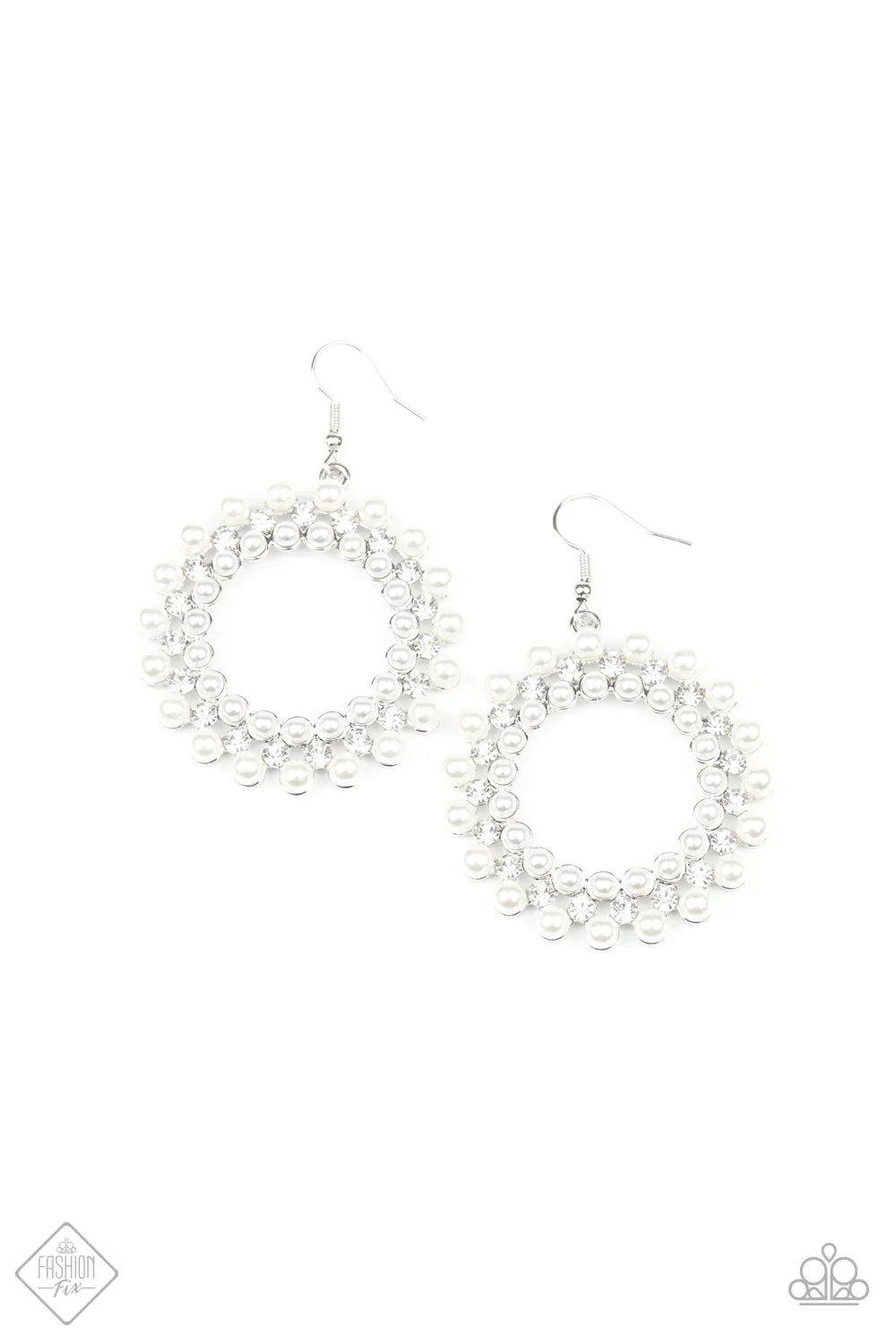 Paparazzi Earring ~ Pearly Poise  - White
