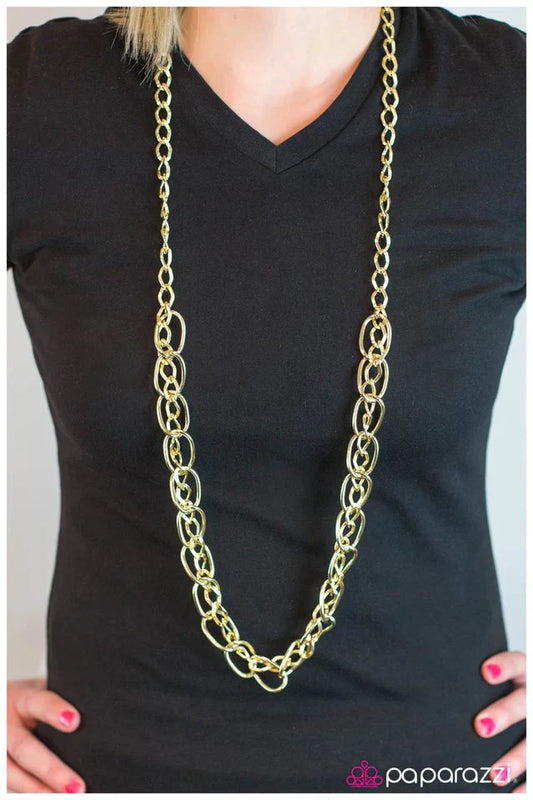 Paparazzi Necklace ~ Chain of Command - Gold