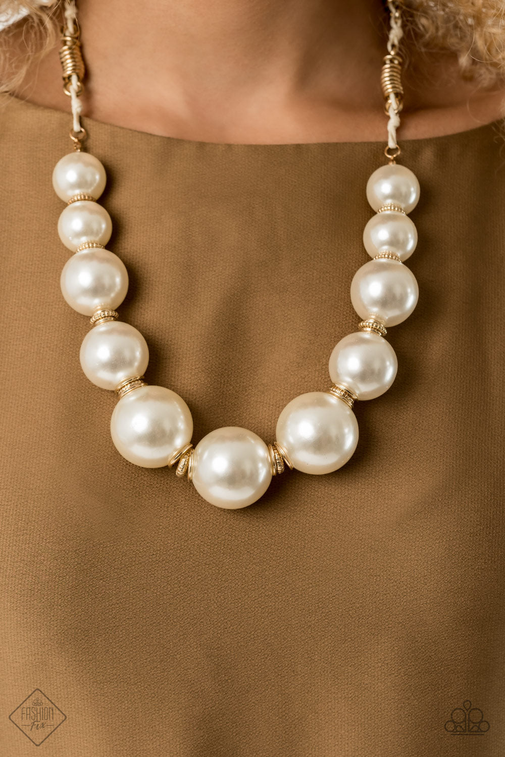 Paparazzi Necklace ~ Pearly Prosperity -Fashion Fix Oct2020 - Gold