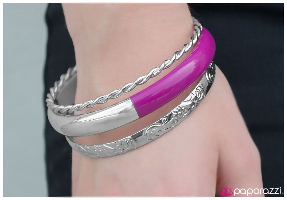 Paparazzi Bracelet ~ The Purple Divide - Purple