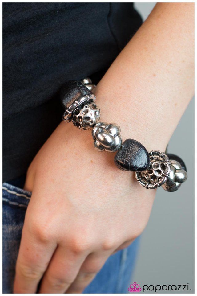 Paparazzi Bracelet ~ Hot Lava - Black
