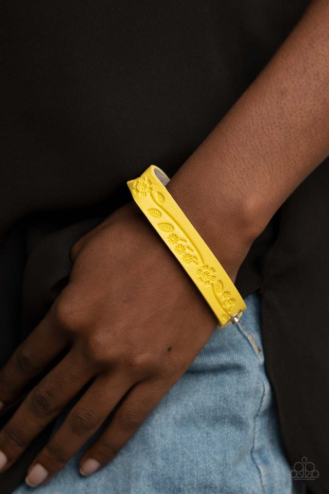 ���Rural Equinox - Yellow - Paparazzi Bracelet Image