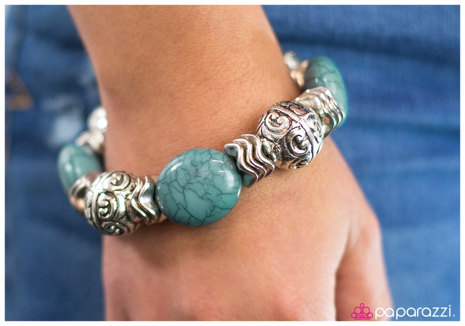 Paparazzi Bracelet ~ Cassiopeia - Blue