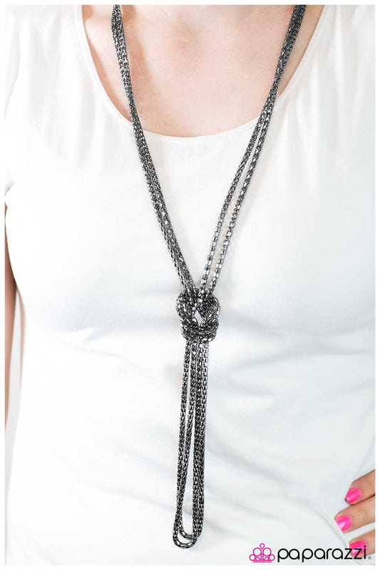 Paparazzi Necklace ~ I Love You, I Love You KNOT  - Black