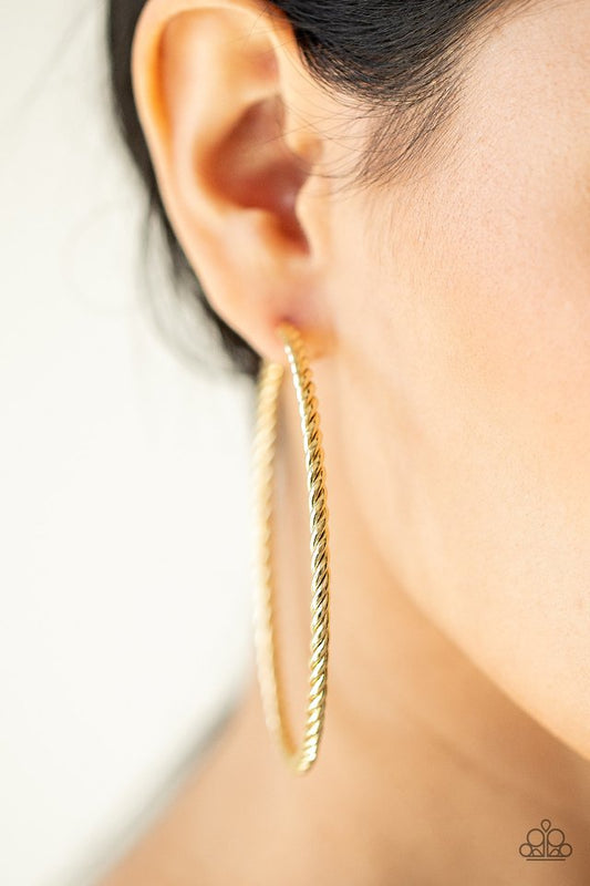 ���Resist The Twist - Gold - Paparazzi Earring Image