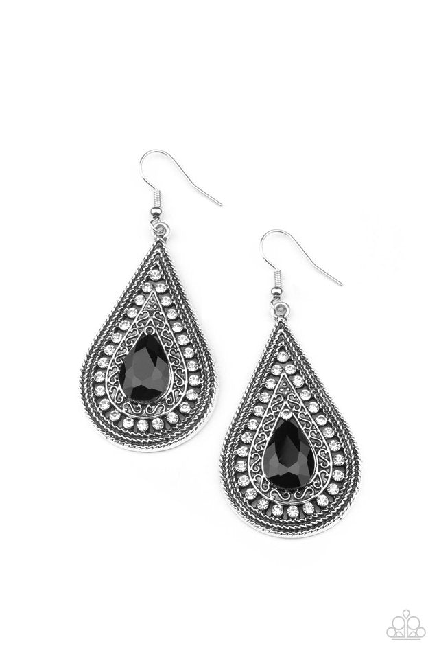 ���Metro Masquerade - Black - Paparazzi Earring Image