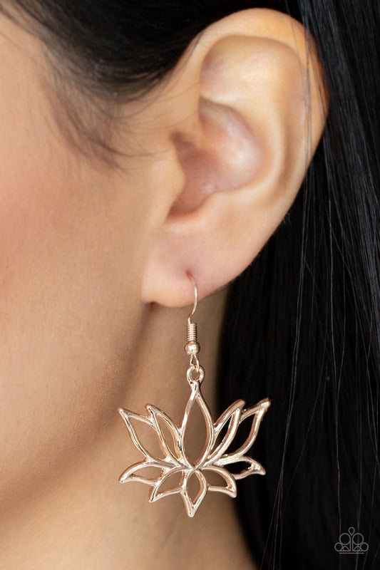 ​Lotus Ponds - Rose Gold - Paparazzi Earring Image