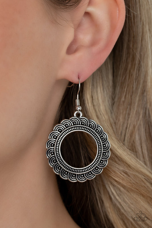 ​Mayan Mardi Gras - Paparazzi Earring Image