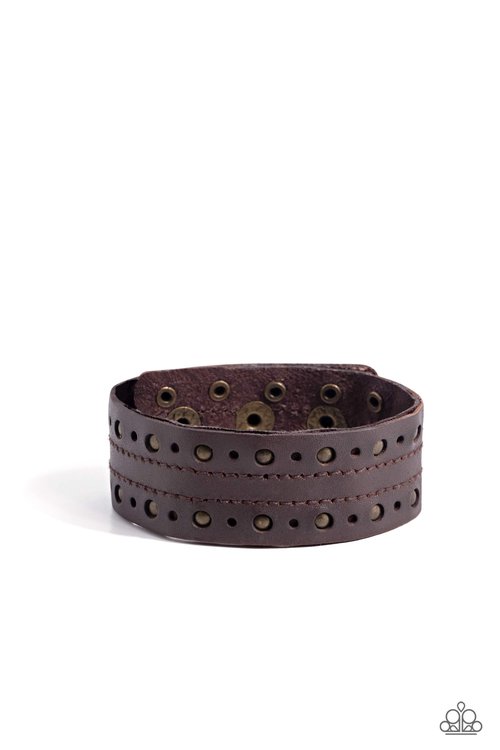 ​Prairie Pasture - Brass - Paparazzi Bracelet Image