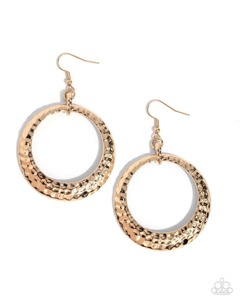 ​Gallery Gear - Gold - Paparazzi Earring Image