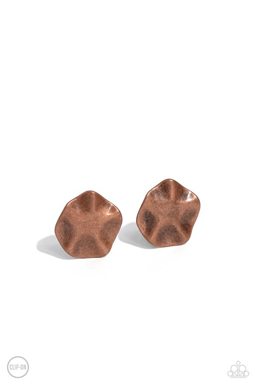 ​Destination Unknown - Copper - Paparazzi Earring Image