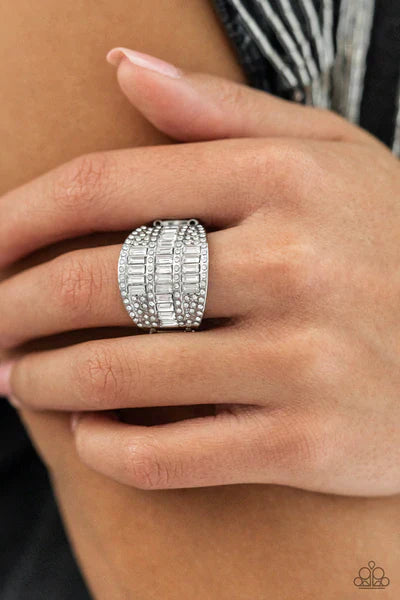 Paparazzi Ring ~ Red Carpet Redux - White