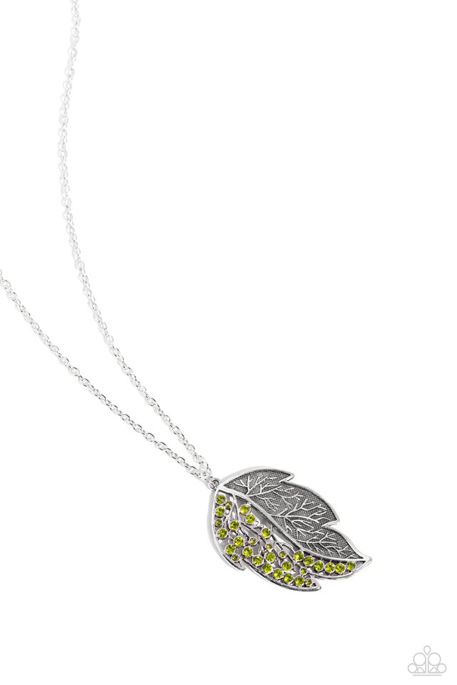 ​A Mid-AUTUMN Nights Dream - Green - Paparazzi Necklace Image