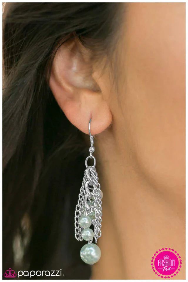 Paparazzi Earring ~ Soulmates - Green