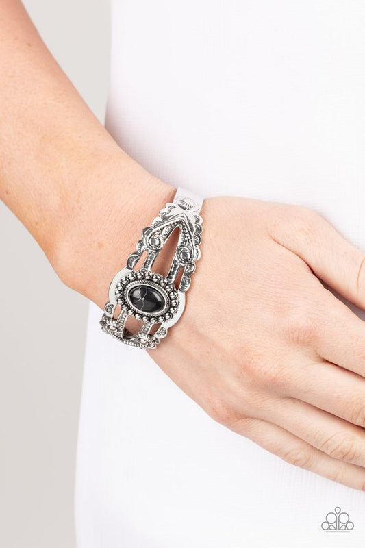 Sonoran Soul Searcher - Black - Paparazzi Bracelet Image