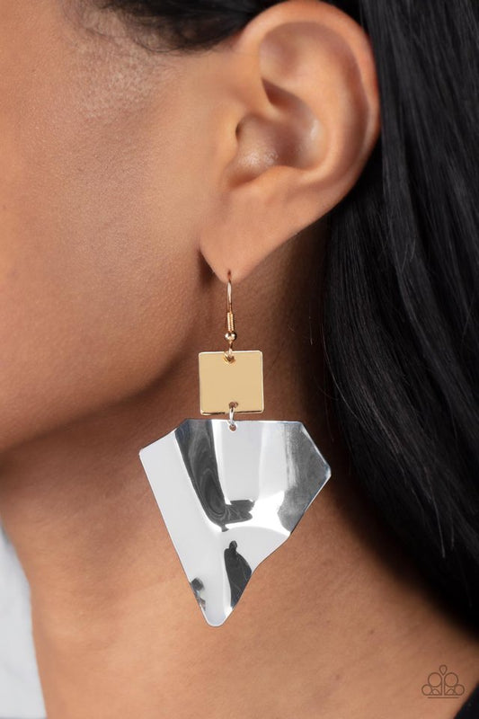 ���Deceivingly Deco - Multi - Paparazzi Earring Image