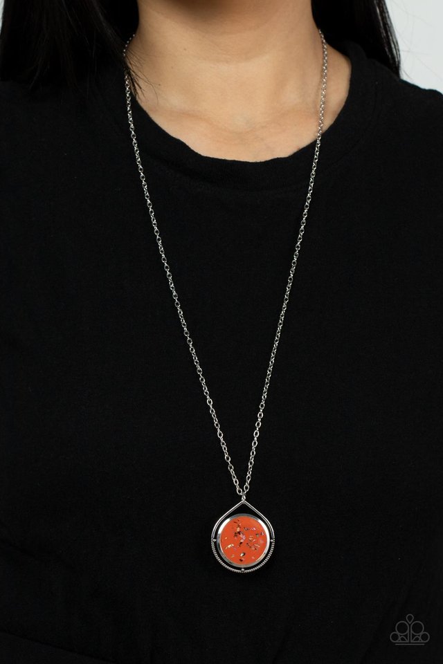 ���Pacific Periscope - Orange - Paparazzi Necklace Image