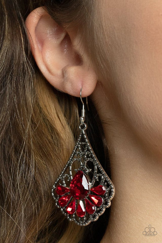 ���Exemplary Elegance - Red - Paparazzi Earring Image