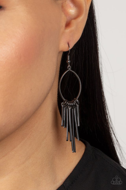 Mood Swing - Black - Paparazzi Earring Image