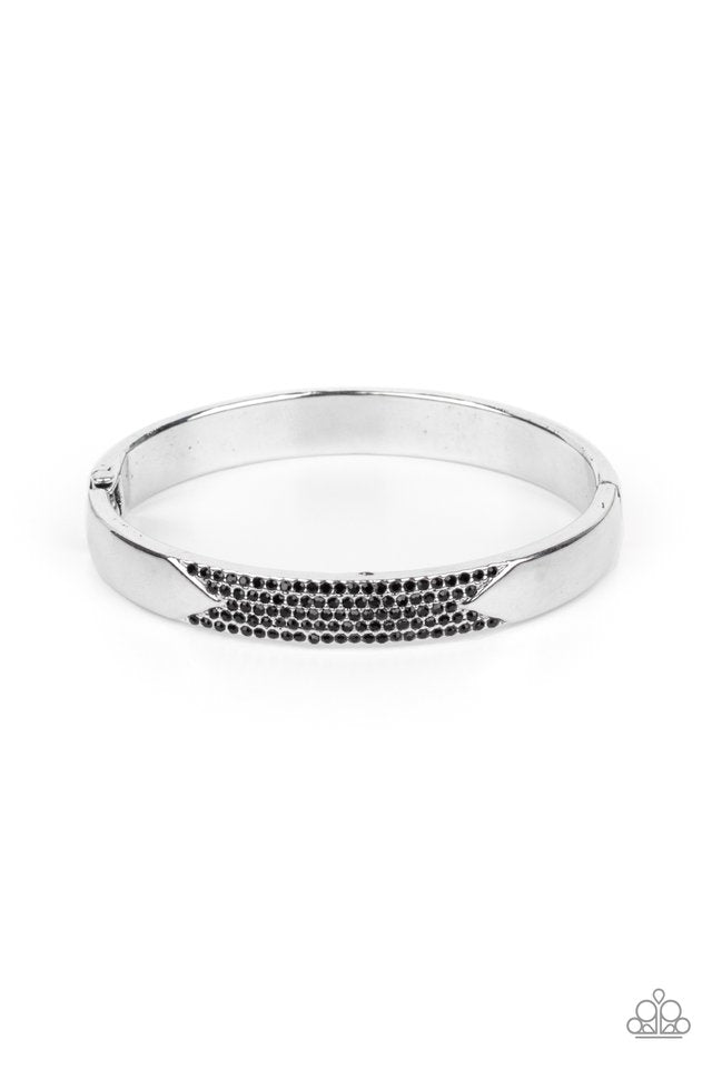 ​Radiant Edge - Black - Paparazzi Bracelet Image
