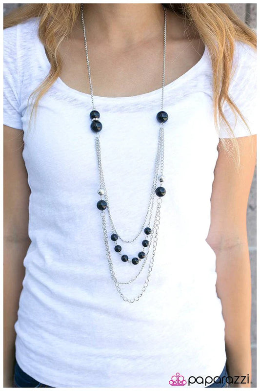 Paparazzi Necklace ~ Dulce Amor - Black