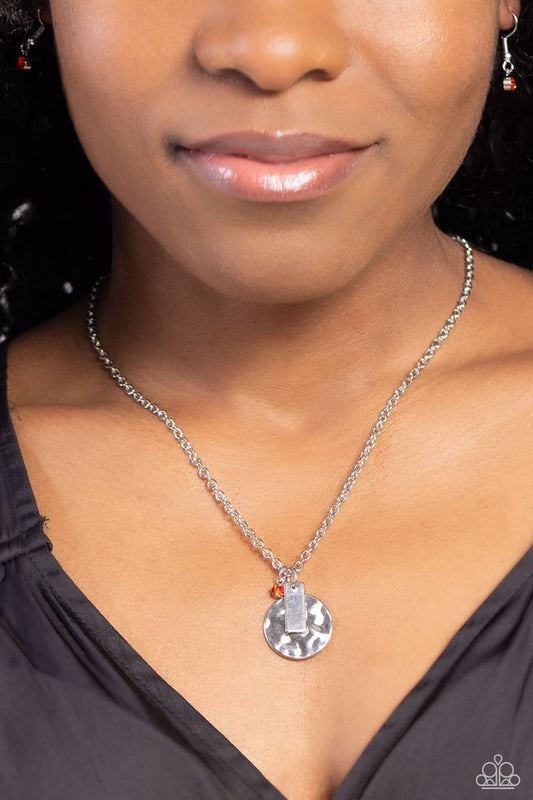 Minimal EFFORTLESS - Orange - Paparazzi Necklace Image