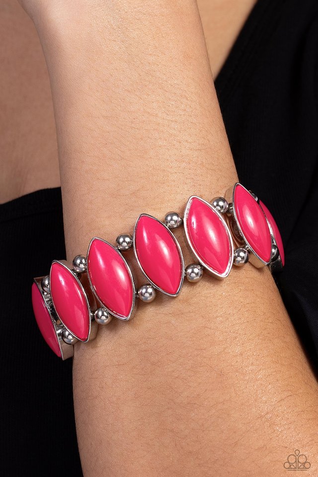 ​Cry Me a RIVERA - Pink - Paparazzi Bracelet Image