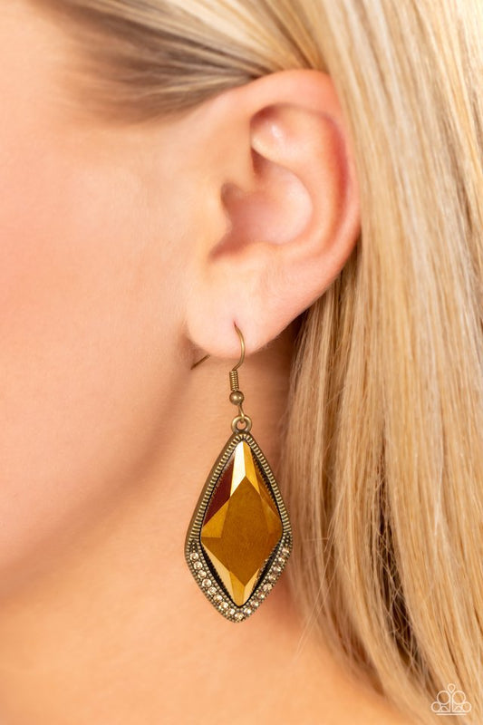 ​​Deco Dazzle - Brass - Paparazzi Earring Image