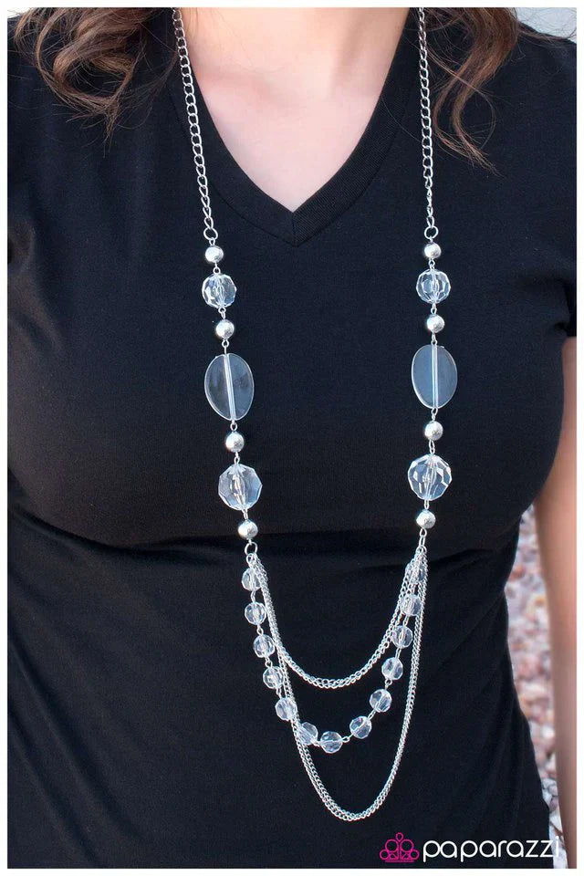 Paparazzi Necklace ~ Keep Dreamin - White