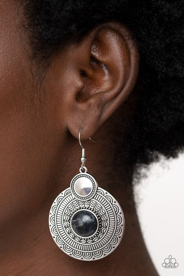 Terra Throwdown - Black - Paparazzi Earring Image
