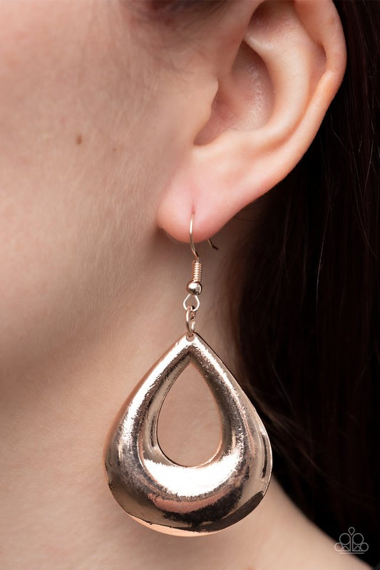 Laid-Back Leisure - Rose Gold - Paparazzi Earring Image