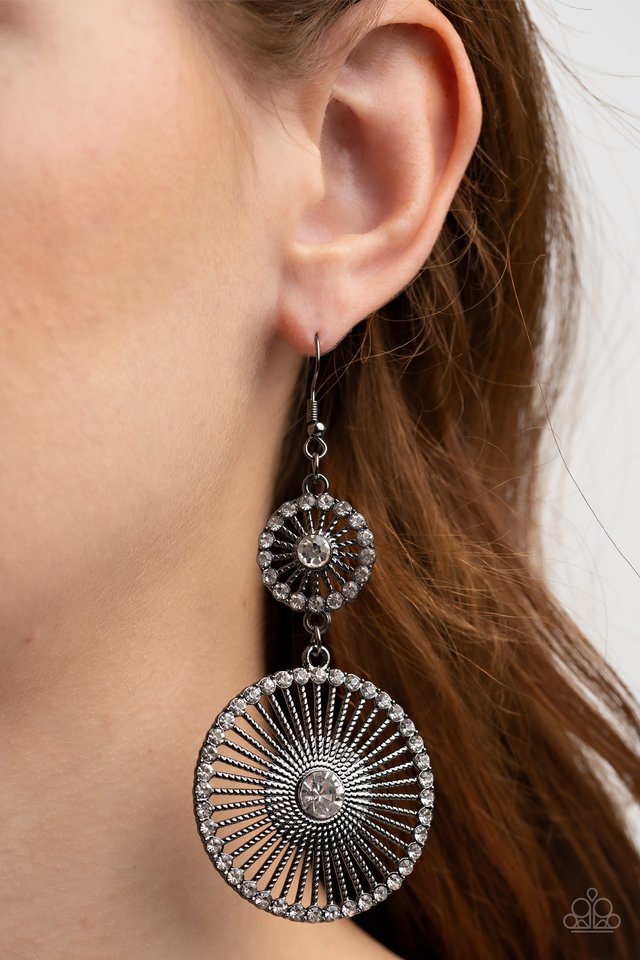Bring Down the WHEELHOUSE - Black - Paparazzi Earring Image