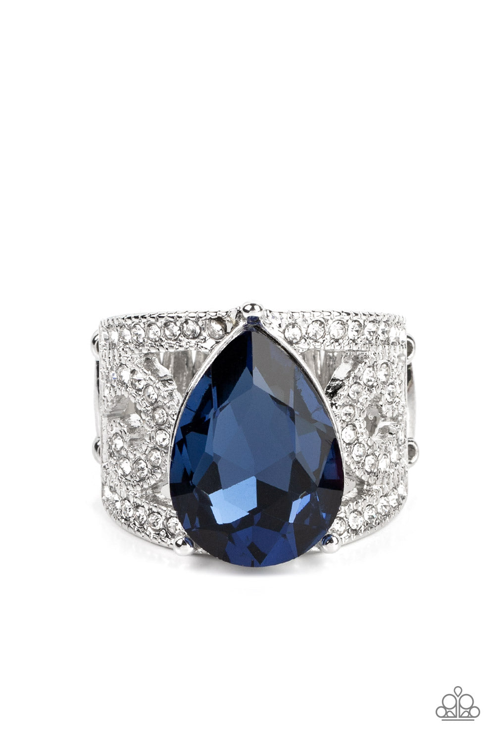 Paparazzi Ring ~ Kinda a Big Deal - Blue