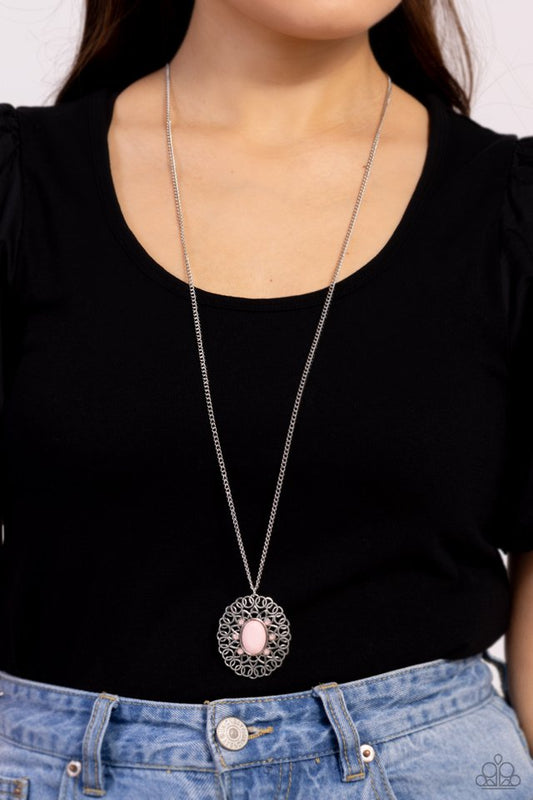 Solar Stunner - Pink - Paparazzi Necklace Image