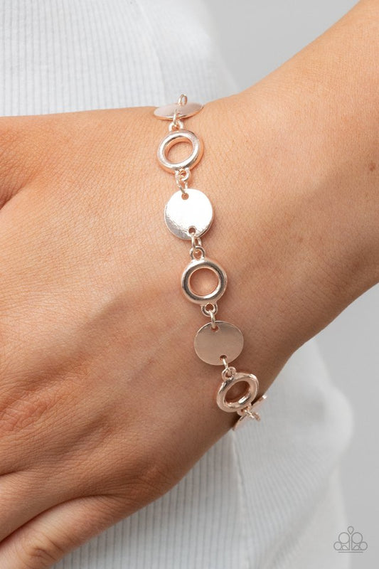 Fleek Fleet - Rose Gold - Paparazzi Bracelet Image