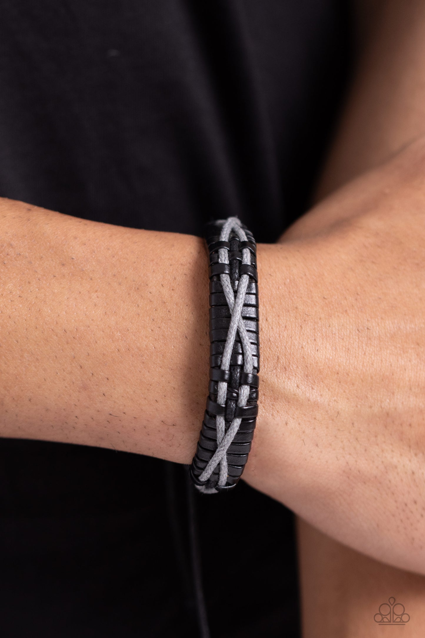 Change your ALTITUDE - Silver - Paparazzi Bracelet Image