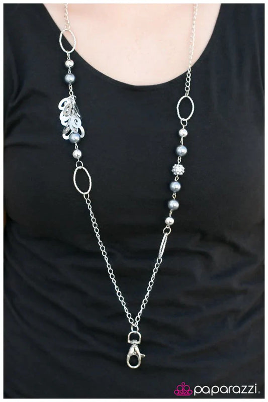 Paparazzi Necklace ~ Working On A Dream - Silver