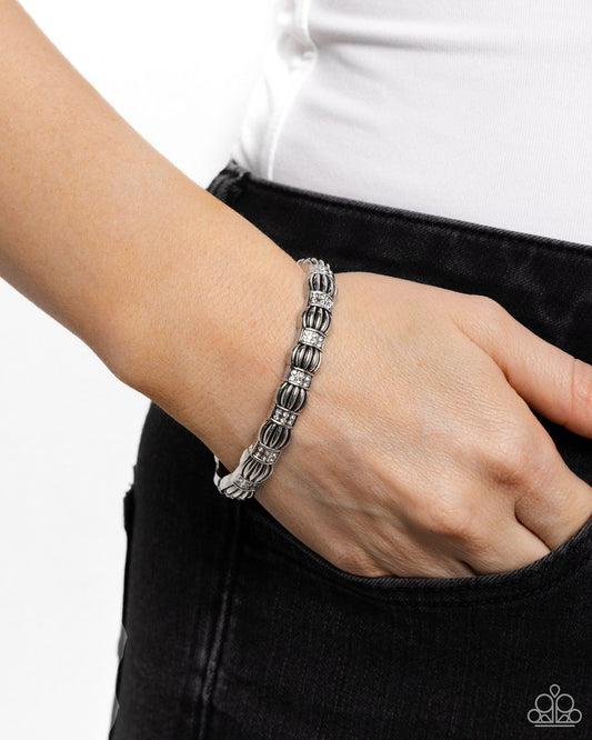 Metro Reverie - White - Paparazzi Bracelet Image