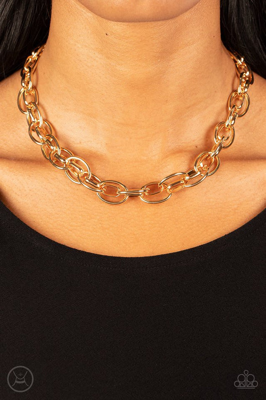 Tough Crowd - Gold - Paparazzi Necklace Image