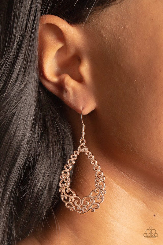 Granada Garland - Rose Gold - Paparazzi Earring Image
