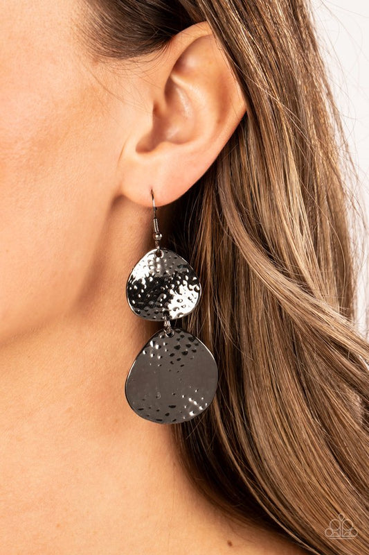 Bait and Switch - Black - Paparazzi Earring Image
