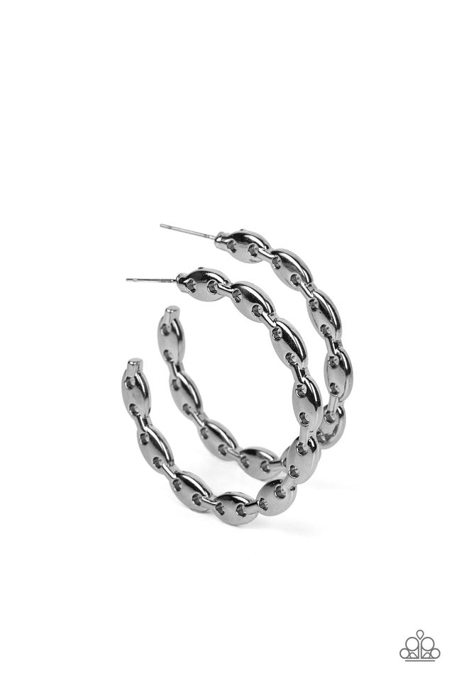 Impressive Innovation - Black - Paparazzi Earring Image