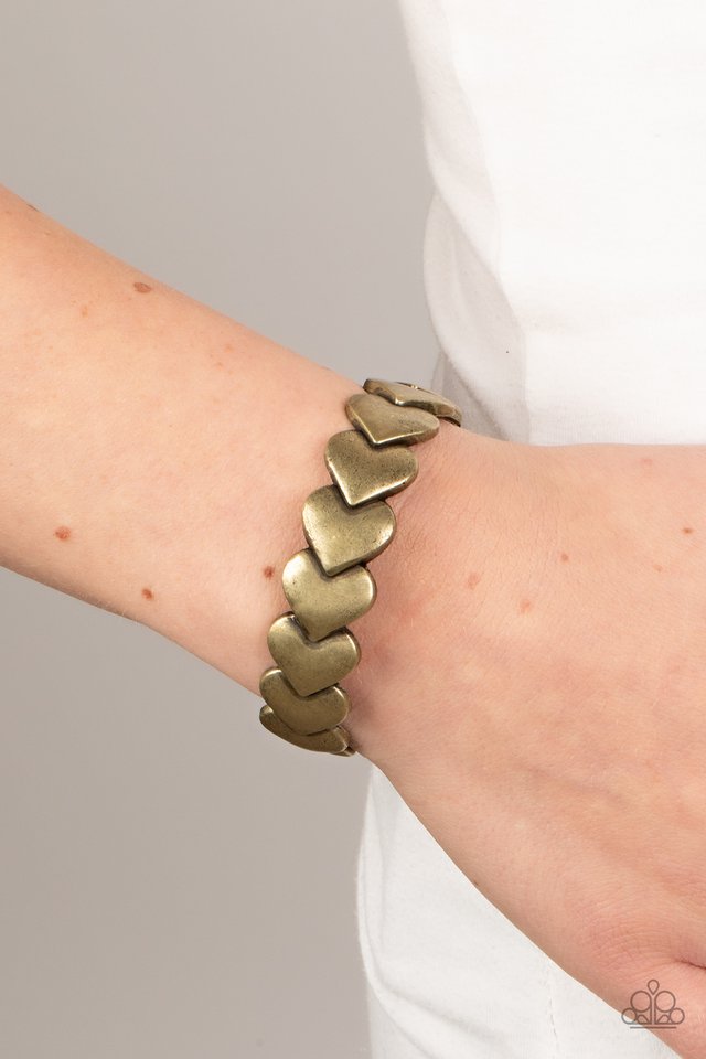 Hearts Galore - Brass - Paparazzi Bracelet Image