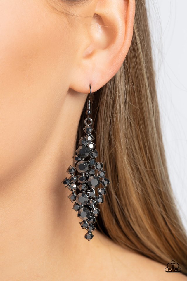 Celestial Comet - Black - Paparazzi Earring Image