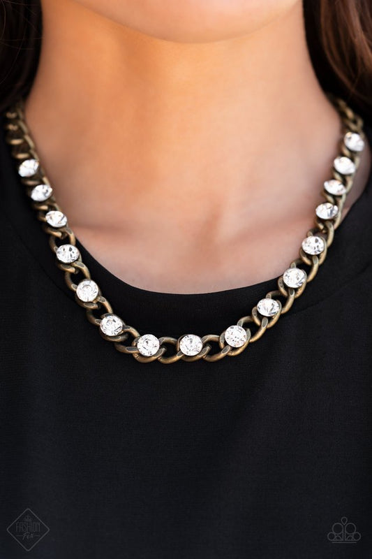 Major Moxie - Brass - Paparazzi Necklace Image