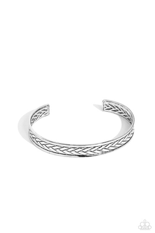 Terra Tread - Silver - Paparazzi Bracelet Image