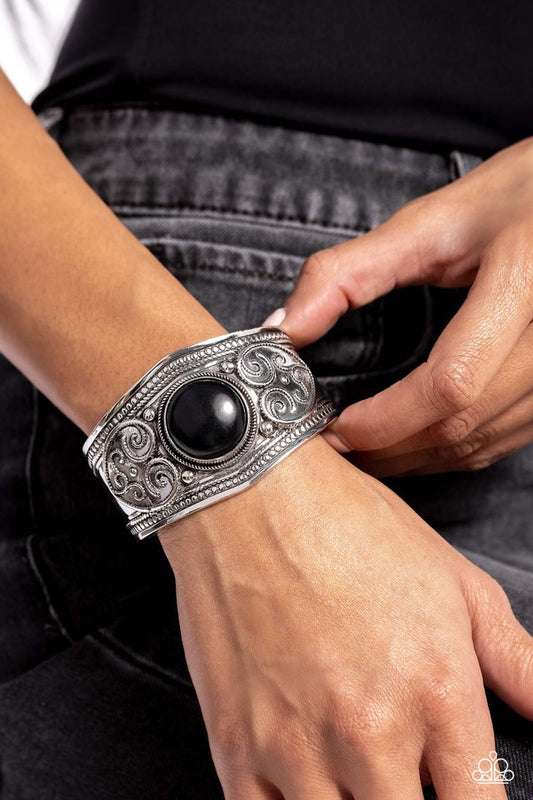 Prairie Romance - Black - Paparazzi Bracelet Image