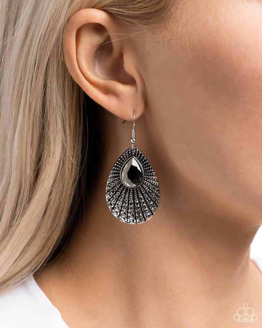 Urban Relic - Silver - Paparazzi Earring Image
