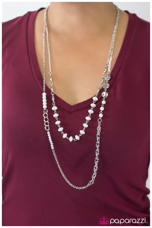 Paparazzi Necklace ~ The Heat Is On - White